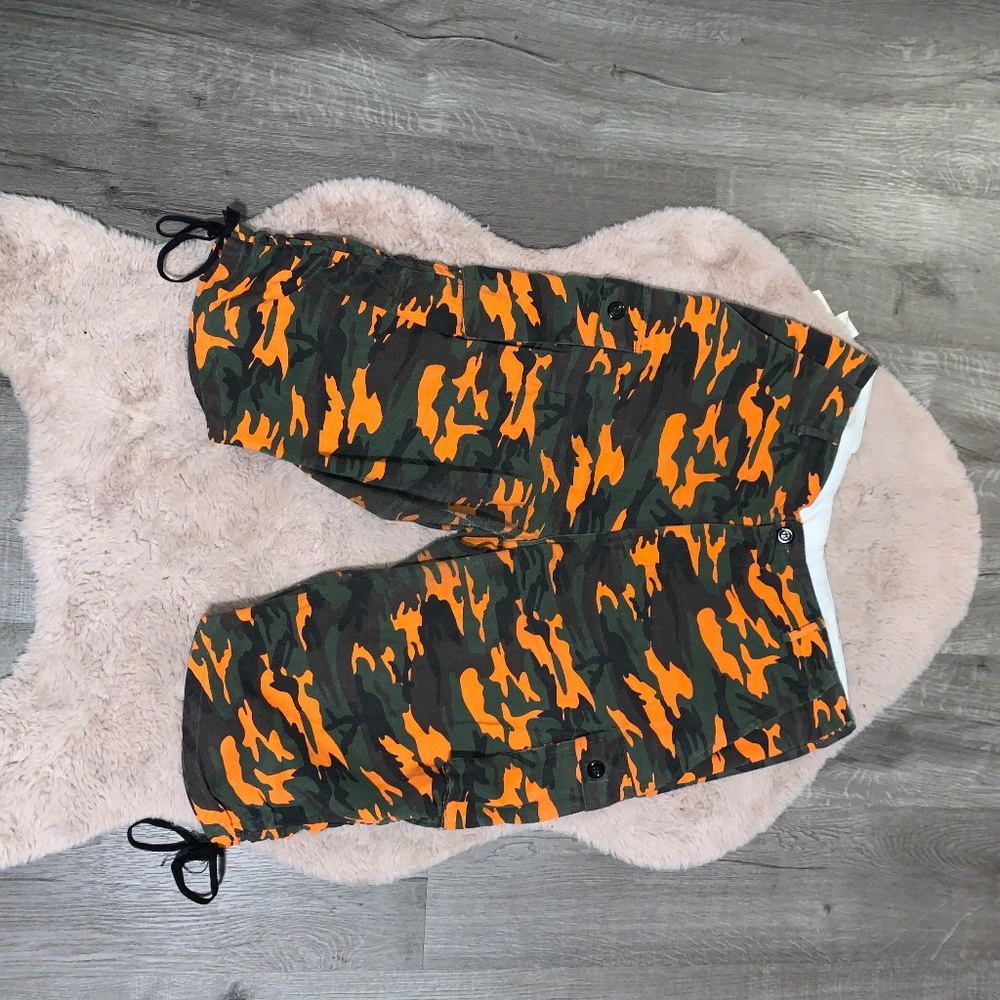 Army Print Cargo Pants